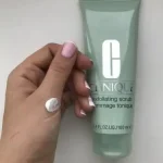 Clinique Exfoliating Scrub Gommage Tonique