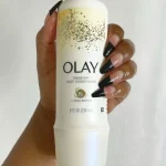 Olay  Rinse-Off Body Conditioner B3 + Shea Butter