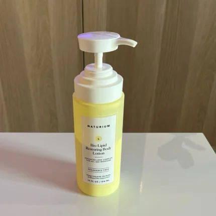 NATURIUM BIO -LIPID RESTORING BODY LOTION