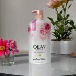 Olay Fresh Outlast Notes Of Rose Water & Sweet Nectar 24HR Fresh Vibes Body Wash 798ml